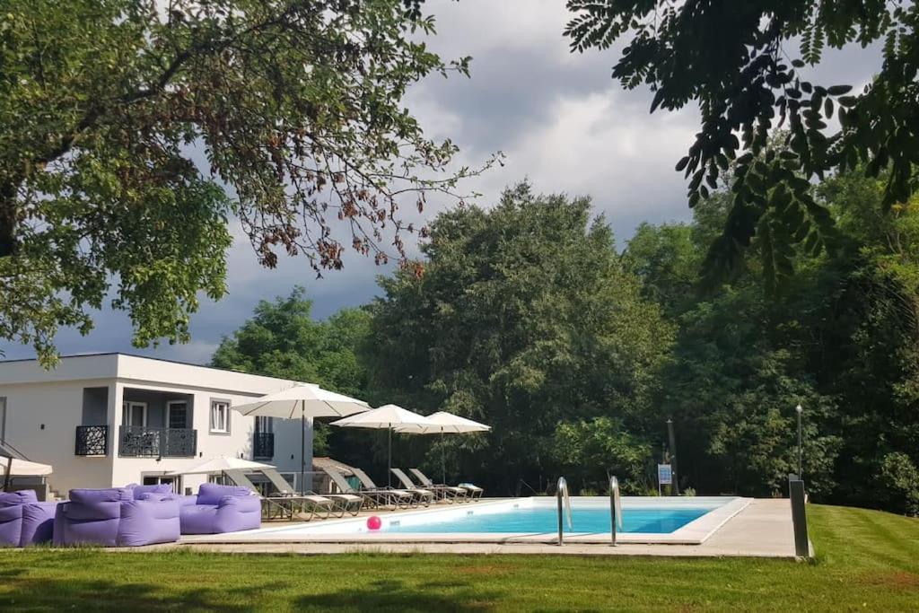 Luxury Villa Cetiri Hrasta Pićan Exterior foto